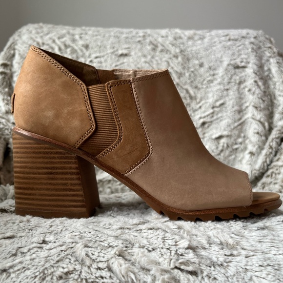 Sorel Nadia Ankle Boot (New!) - Picture 10 of 14
